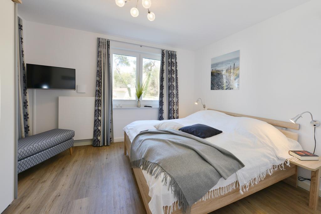 Ferienwohnung Sonnenschein Juliusruh Exteriör bild